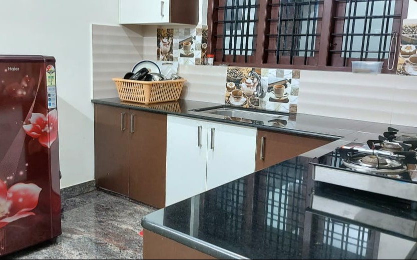 TWO BEDROOM APARTMENT Image 2