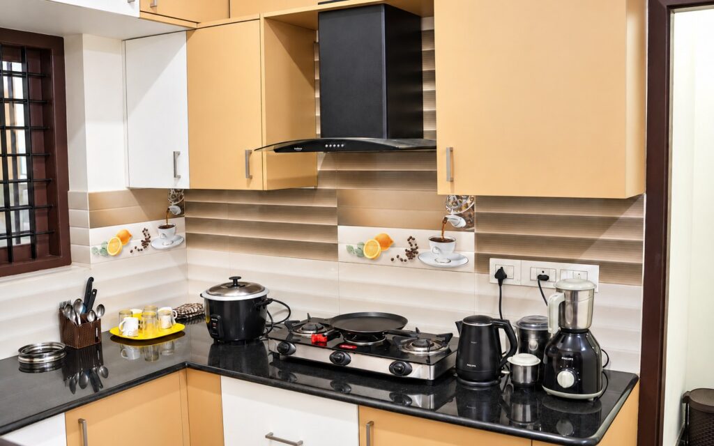 THREE BEDROOM APARTMENT Image 5